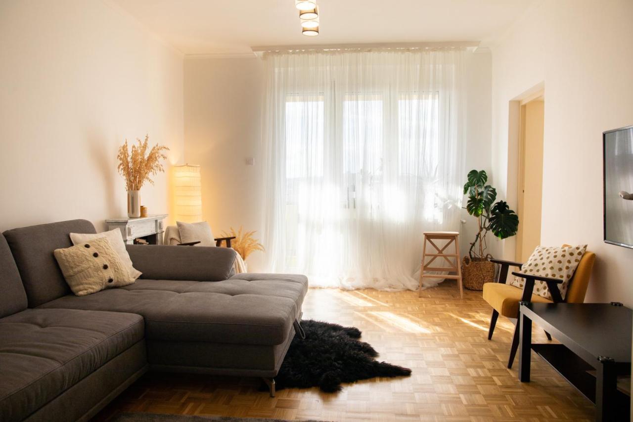 Firpo Apartman Eger Luaran gambar